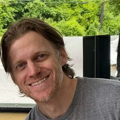 testimonial-author-photo